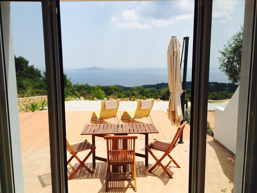 The Infinity 180 Luxury Suites Milia المظهر الخارجي الصورة
