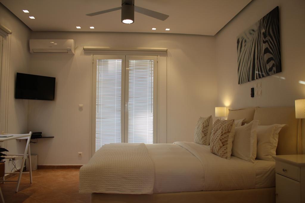 The Infinity 180 Luxury Suites Milia المظهر الخارجي الصورة