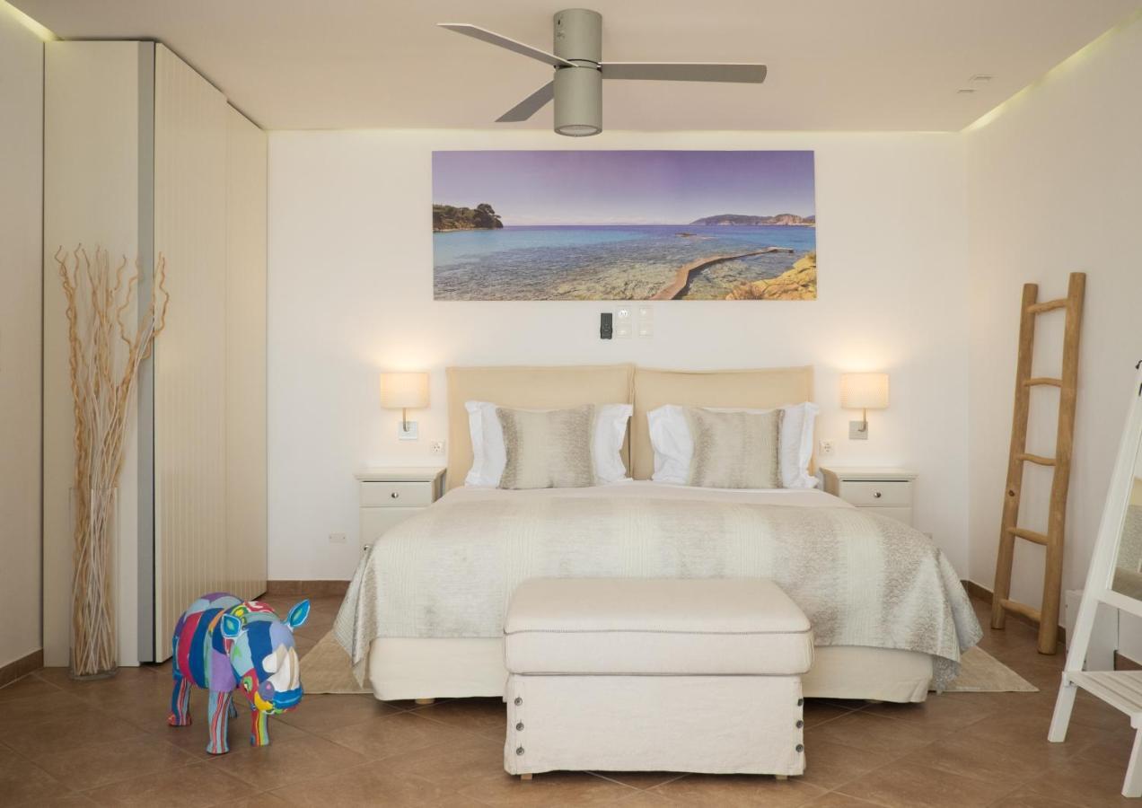 The Infinity 180 Luxury Suites Milia المظهر الخارجي الصورة