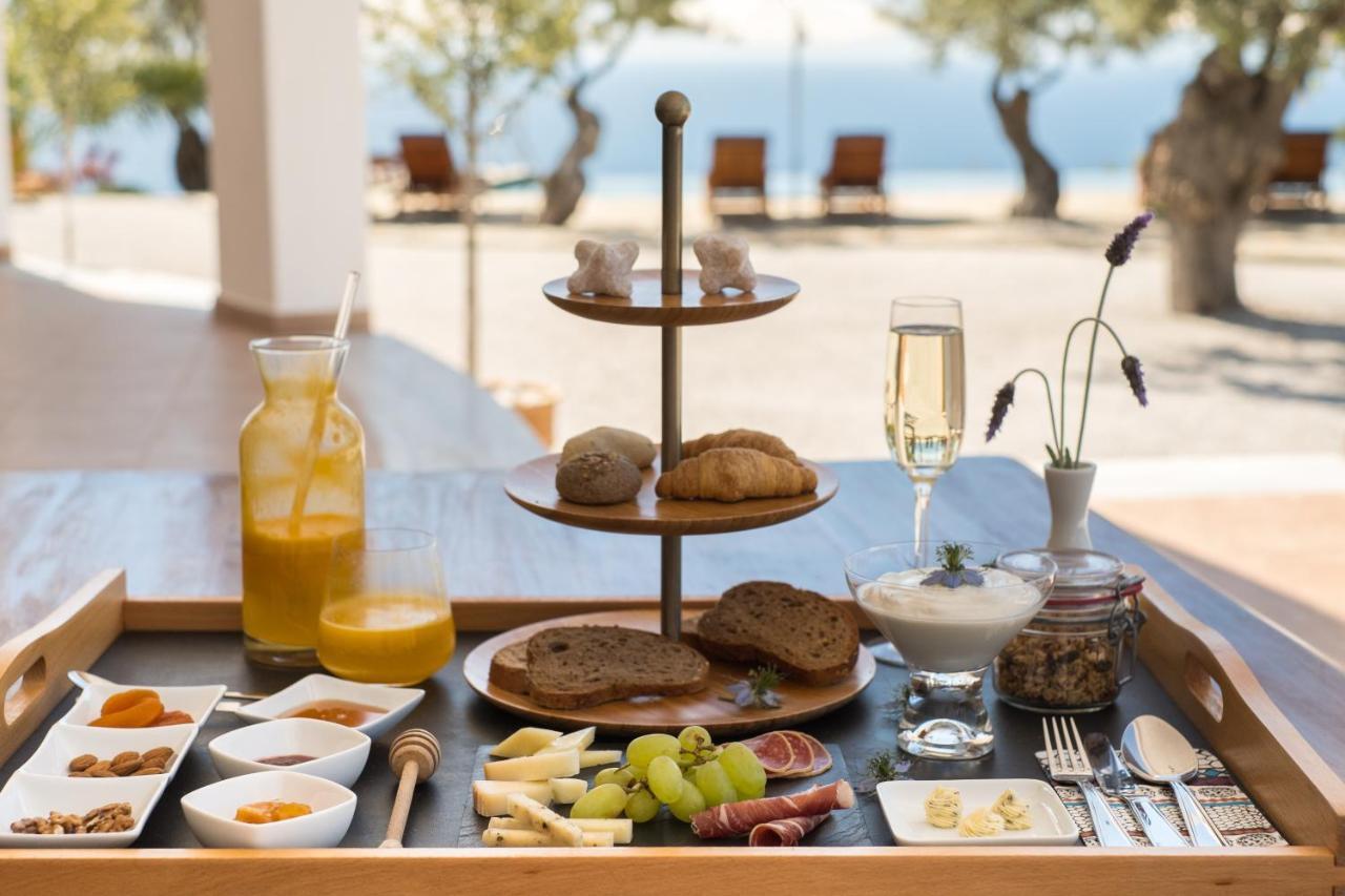 The Infinity 180 Luxury Suites Milia المظهر الخارجي الصورة